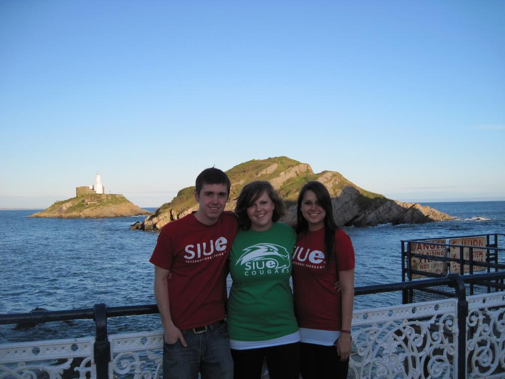 SIUE students in Swansea
